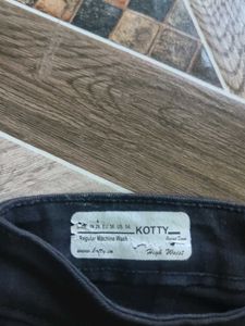 Black Bootcut Jeans