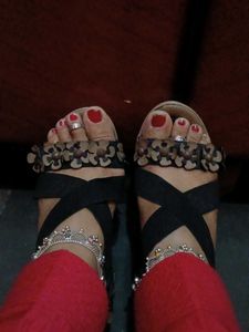 Criss Cross Black Sandals