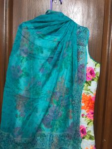 Sleeveless Silk Suit Set