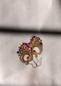 Stylish Gold-Plated Earrings with Stone &amp; Pearl De