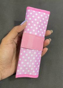 Nail Grooming Set With Polca Dot Pouch