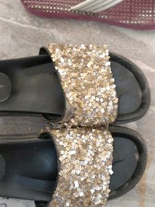 Daily Footwear