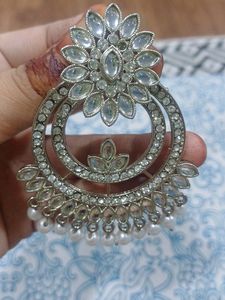 Silver Earrings With Tika