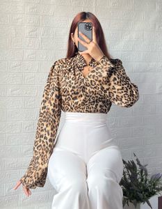 Korean Top