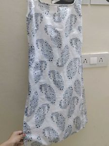Premium Sleeveless Kurti