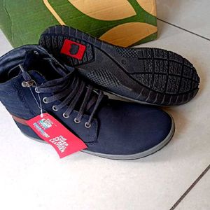REDCHIEF HIGH ANKLE BOOTS