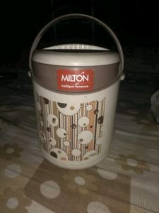 Milton 3 Compartment Tiffin