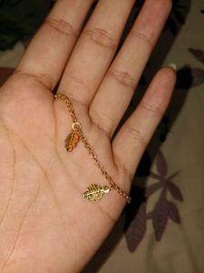 Leaf Charm Gold Anklet