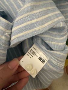 UNIQLO Striped Linen Shirt 👔