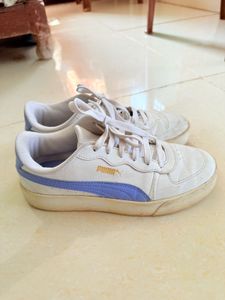Puma Sneakers