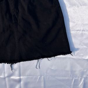 BLACK STYLISH DENIM SKIRT