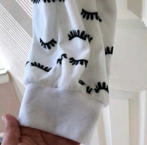 Woolen Eyelash Print Winter Bottomwear