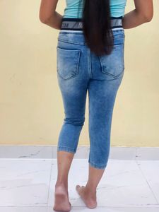 Denim High Waist Capri