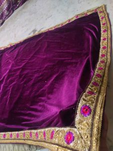 New Velvet Saree With Blouse Piece 😍