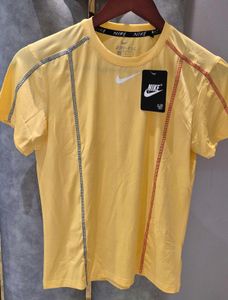 Womens Tshirt 34,36,40