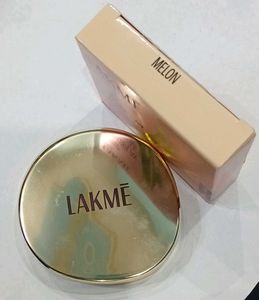 Lakme 9to5 Powerplay Matte Compact