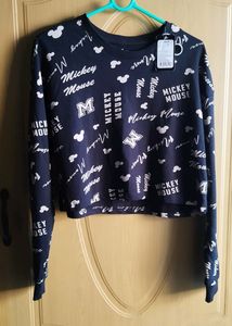 Women's Disney Print crop Sweatshirt size XL