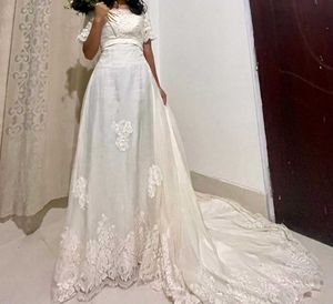 Vintage White Lace Wedding Dress