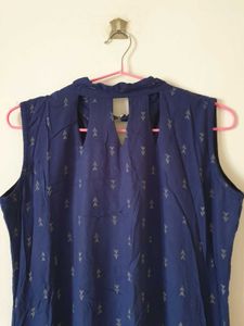 Navy Blue Sleeveless Cutout Dress