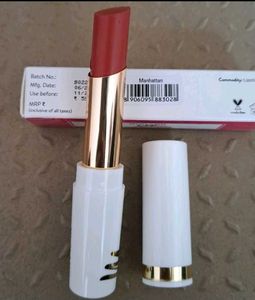 Myglamm LIT Creamy Matte Lipstick