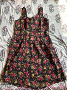 Styled Back Multicolour Sleeveless Frock