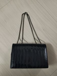 Stylish Black Premium Handbag (New)