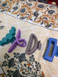 Set Of 2 Trendy Matte Clutchures