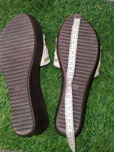 Ket. Pearl Beaded Slides - Size 38