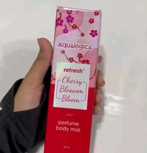 Aqualogica Cherry Blossom Body Mist