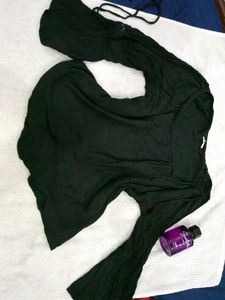 Cute Black Top With Side Hand Cuts