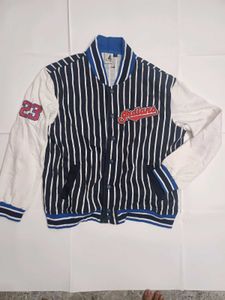 ✨️Vintage Indians Varsity Jacket( L 24 B 22)