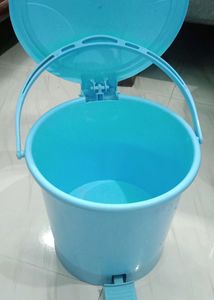 Dustbin