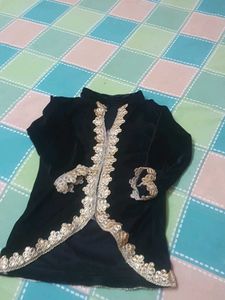 Black and Golden  Lehnga With Freebie