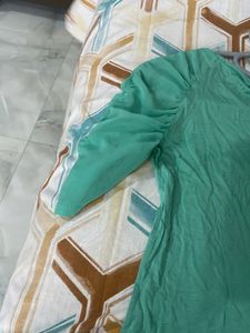Sea Green Tshirt Wid Stylish Sleeves