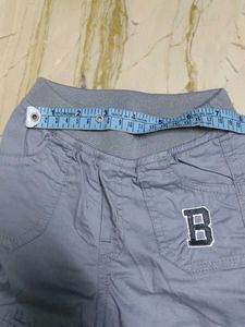 Boy&#39;s grey pants