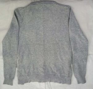 Grey sweatshirt 🌼❤️