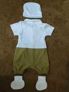Baby Outfit Set with Hat &amp; Socks
