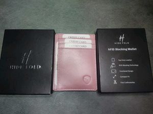 Women&#39;s Pink Cardholder, Minimalist And Leather