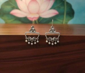 Silver Dangler Earrings