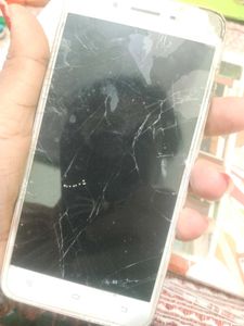vivo Y53 smart phone