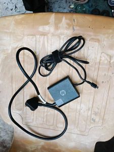 HP 65W Charges Type C