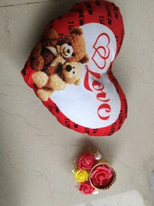 Gift Set -- Heart And Candle