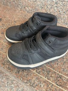 Zara Black High-Top Sneakers