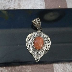 Vintage Sunstone Pendant