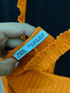 Zara 🍊 Show Your Curves In Winter As Well