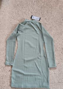 Green Sheath Dress Tokyo Talkies