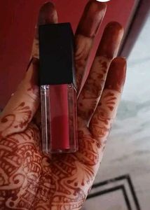 RED4 Matte Lipcream