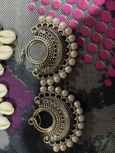 Earingss Oxidised