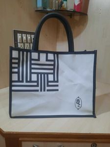 Geometric Print Tote Bag