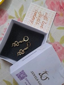 Statement Earing Studded Snake